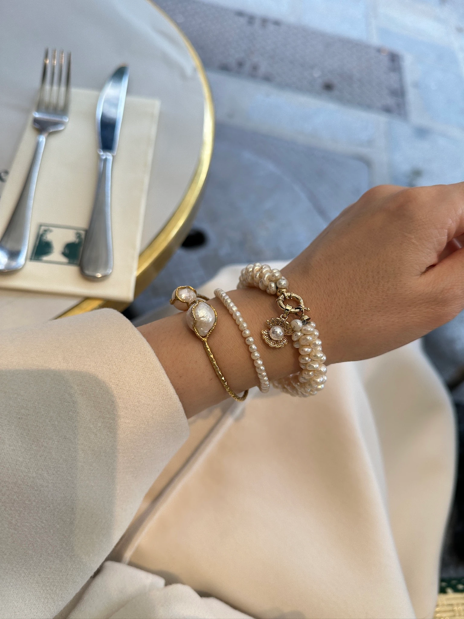 SARMAŞIK GERÇEK İNCİ BİLEKLİK - Shine oyster ile