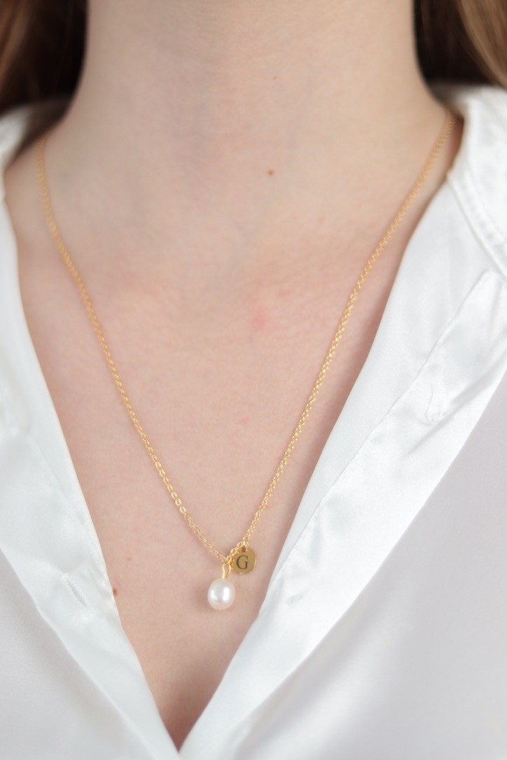 PERLA REAL PEARL NECKLACE