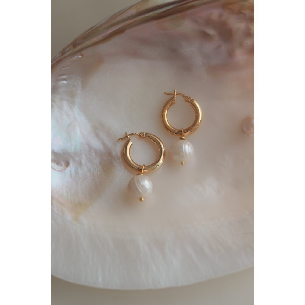 EMILIA REAL PEARL SILVER EARRINGS