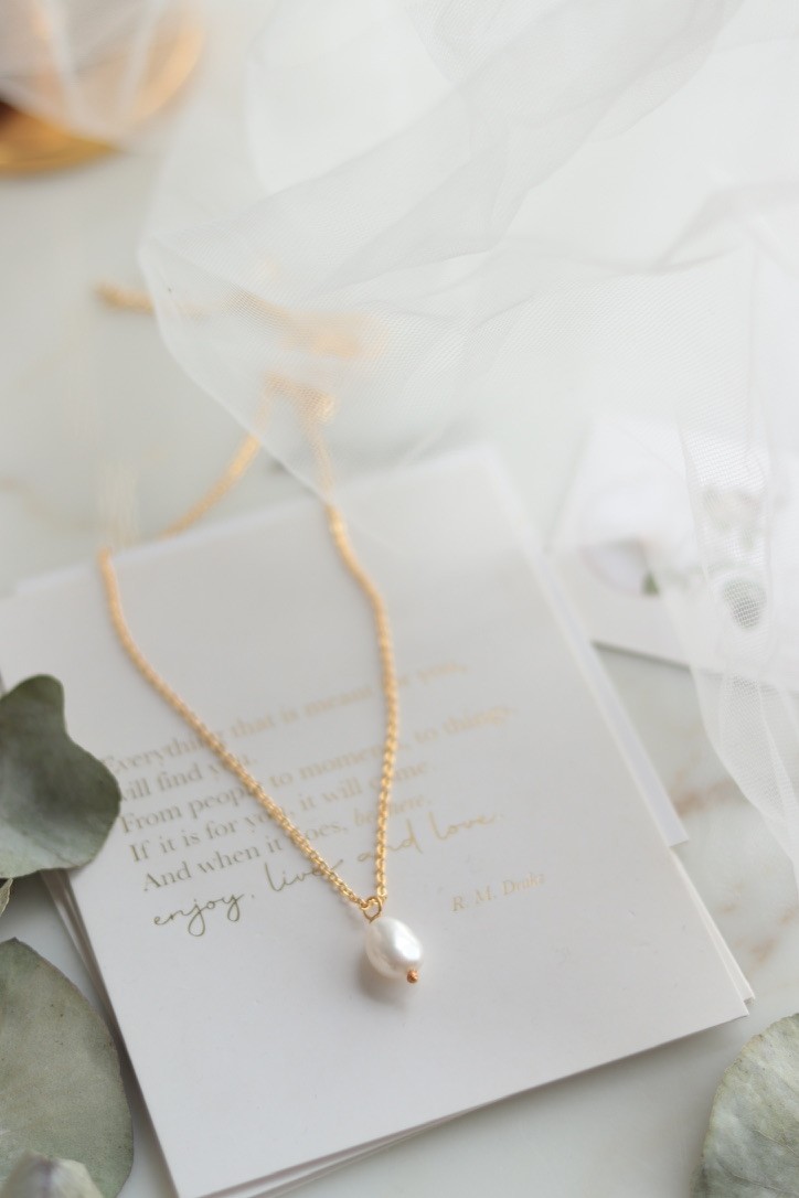 PERLA NO:2 REAL PEARL NECKLACE