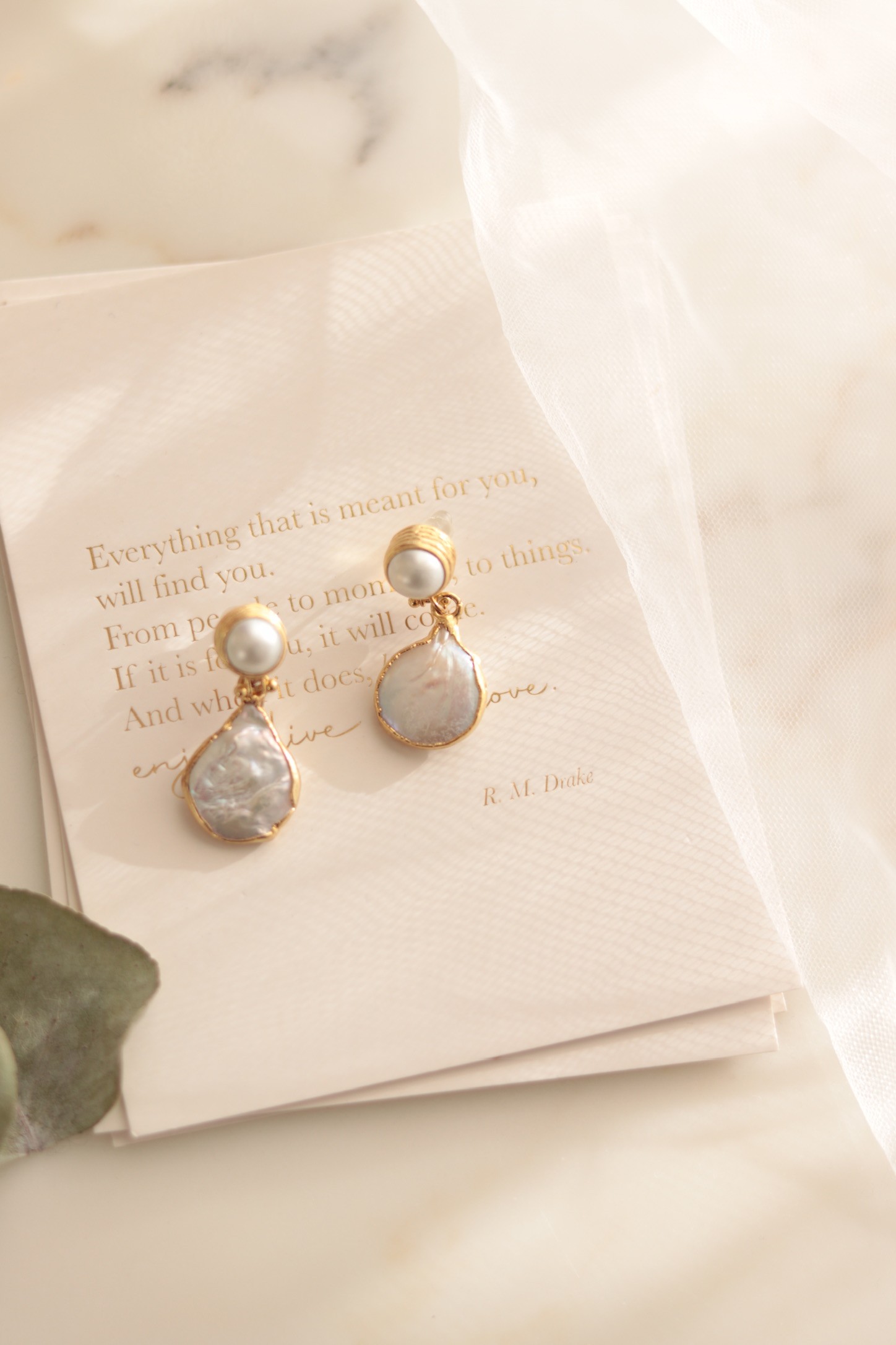 NINA REAL PEARL EARRINGS