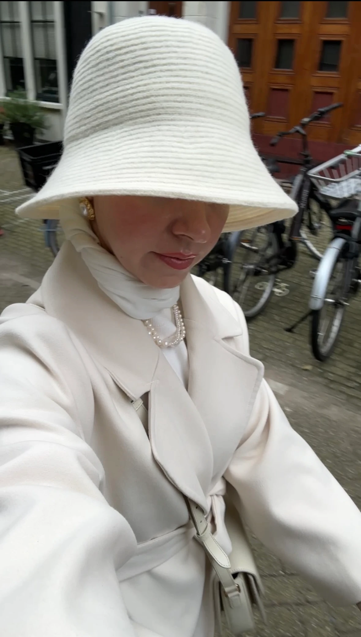 PARİS CELİN İNCİ KÜPE