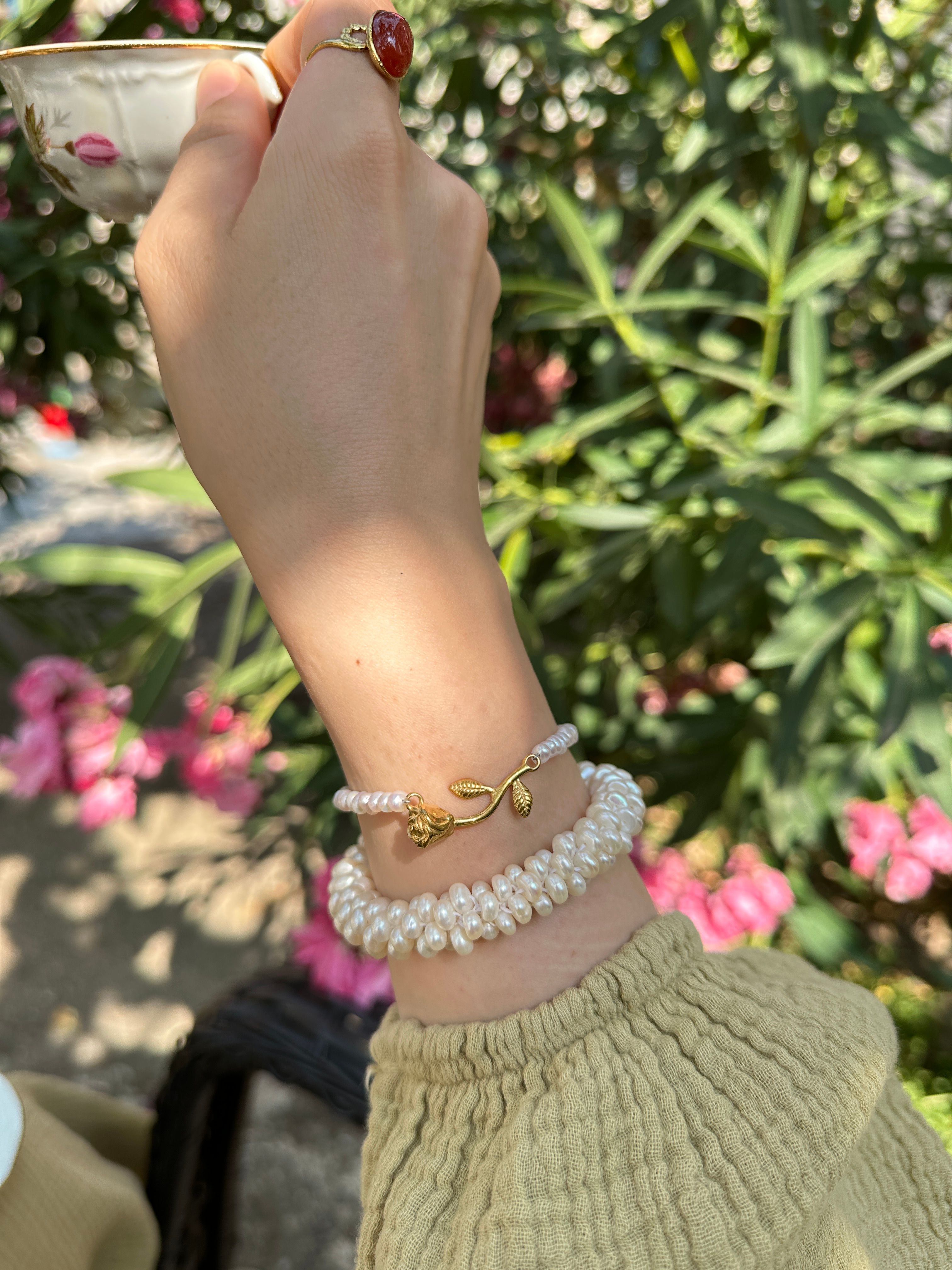 GOLD ROSE GERÇEK İNCİ BİLEKLİK