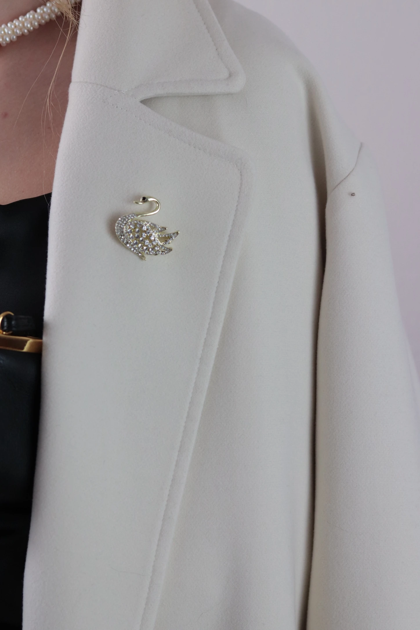 VELVET SEDEF BROŞ SERİSİ - GOLD TAŞLI KUĞU