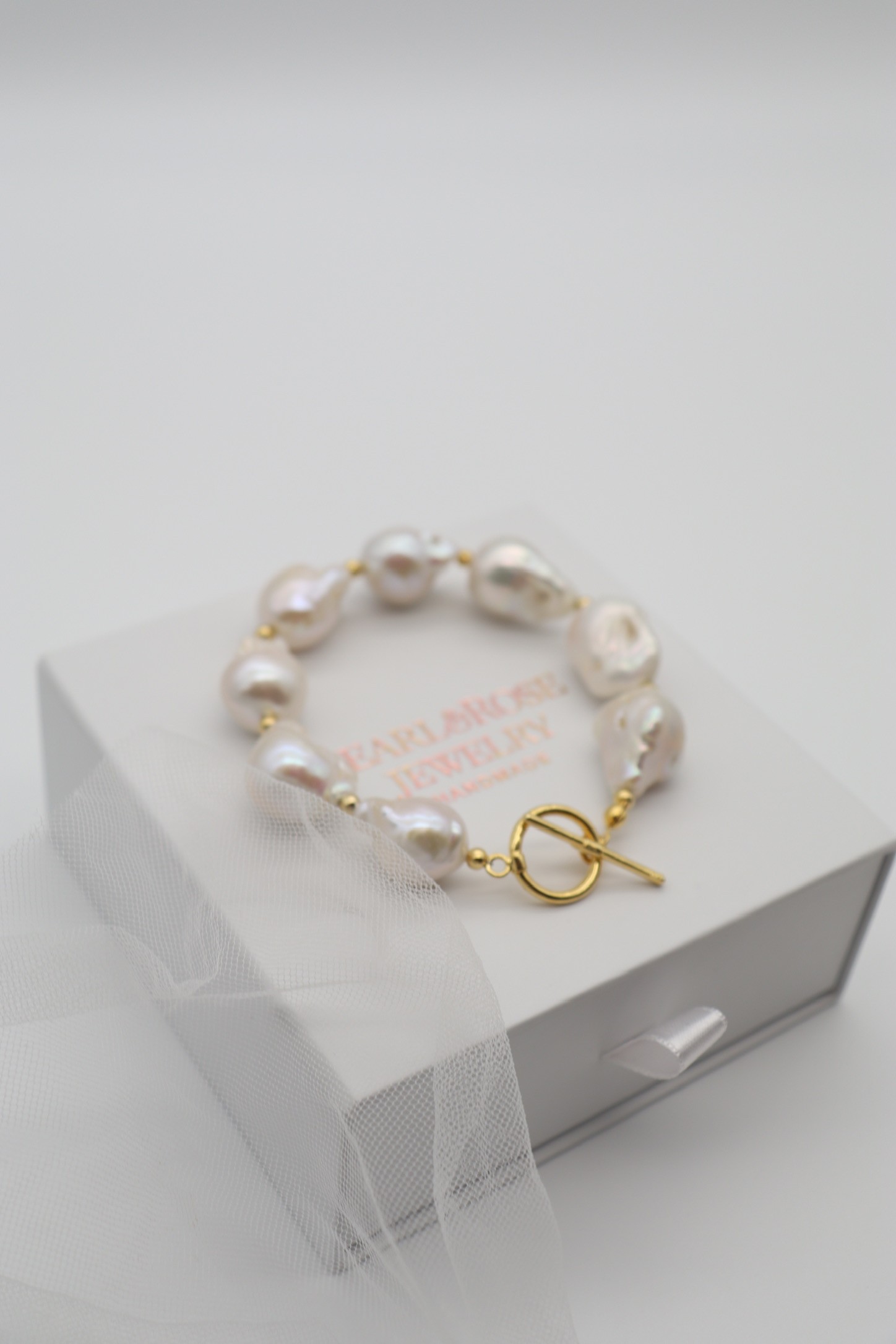 MARIA PREMIUM BAROQUE REAL PEARL BRACELET