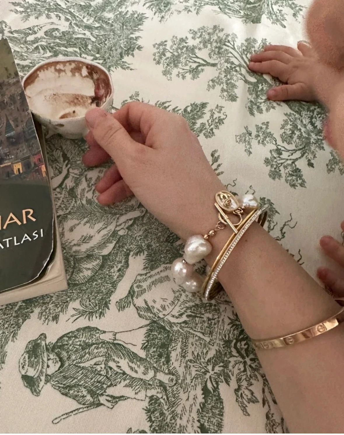 AJDA ÇELİK BİLEKLİK