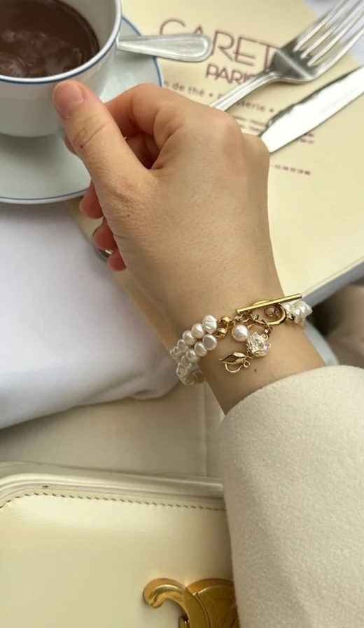 KEDİLİ ELİZABET GERÇEK İNCİ BİLEKLİK