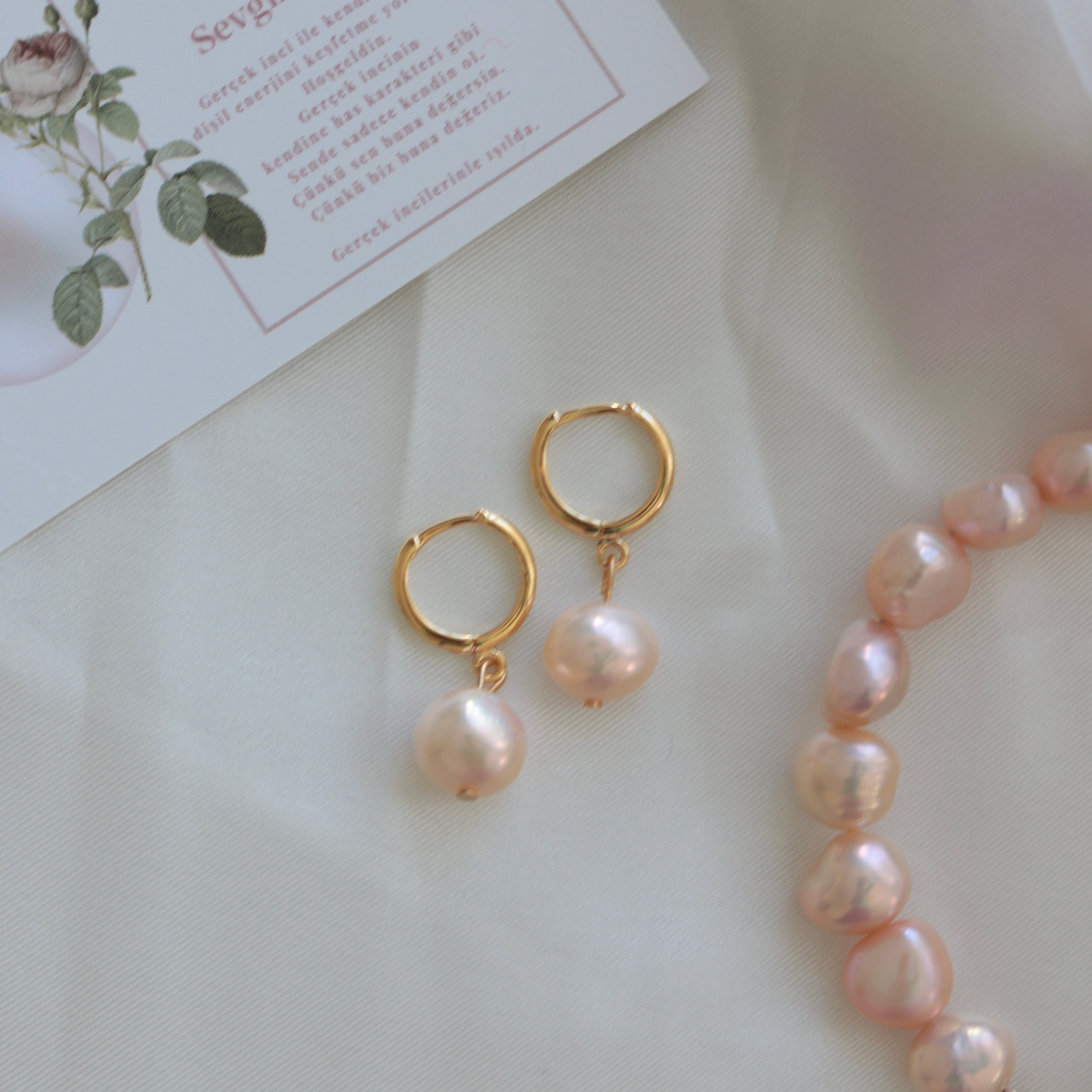 SALMON REAL PEARL EARRINGS