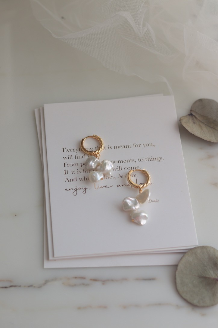 BRIDE NO:1 REAL PEARL EARRINGS