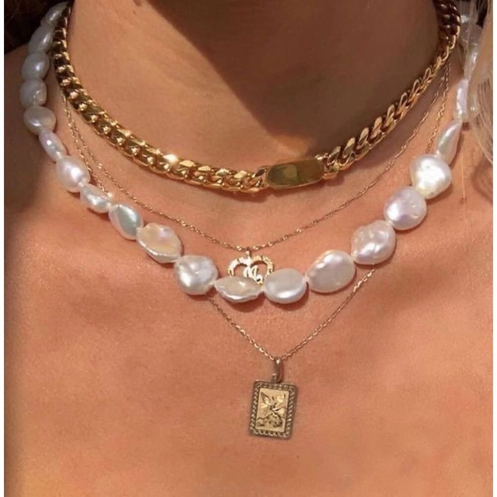 GLORIA REAL PEARL NECKLACE