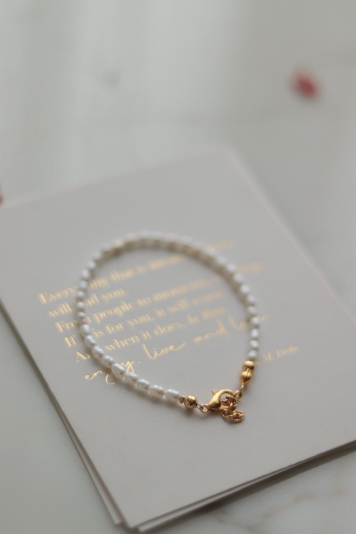 HELEN REAL PEARL BRACELET