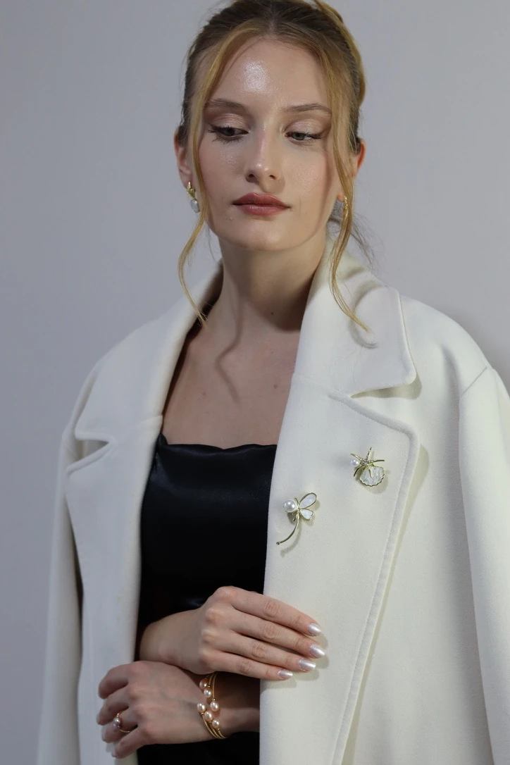 VELVET SEDEF BROŞ SERİSİ