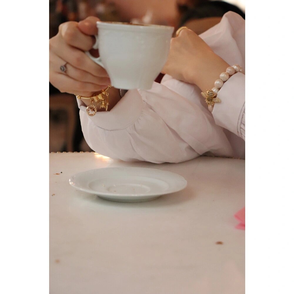 BEE BAROQUE REAL PEARL BRACELET