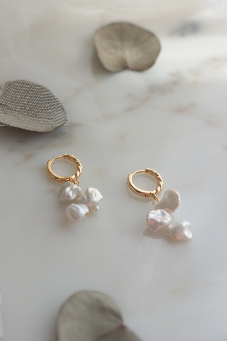 BRIDE NO:1 REAL PEARL EARRINGS