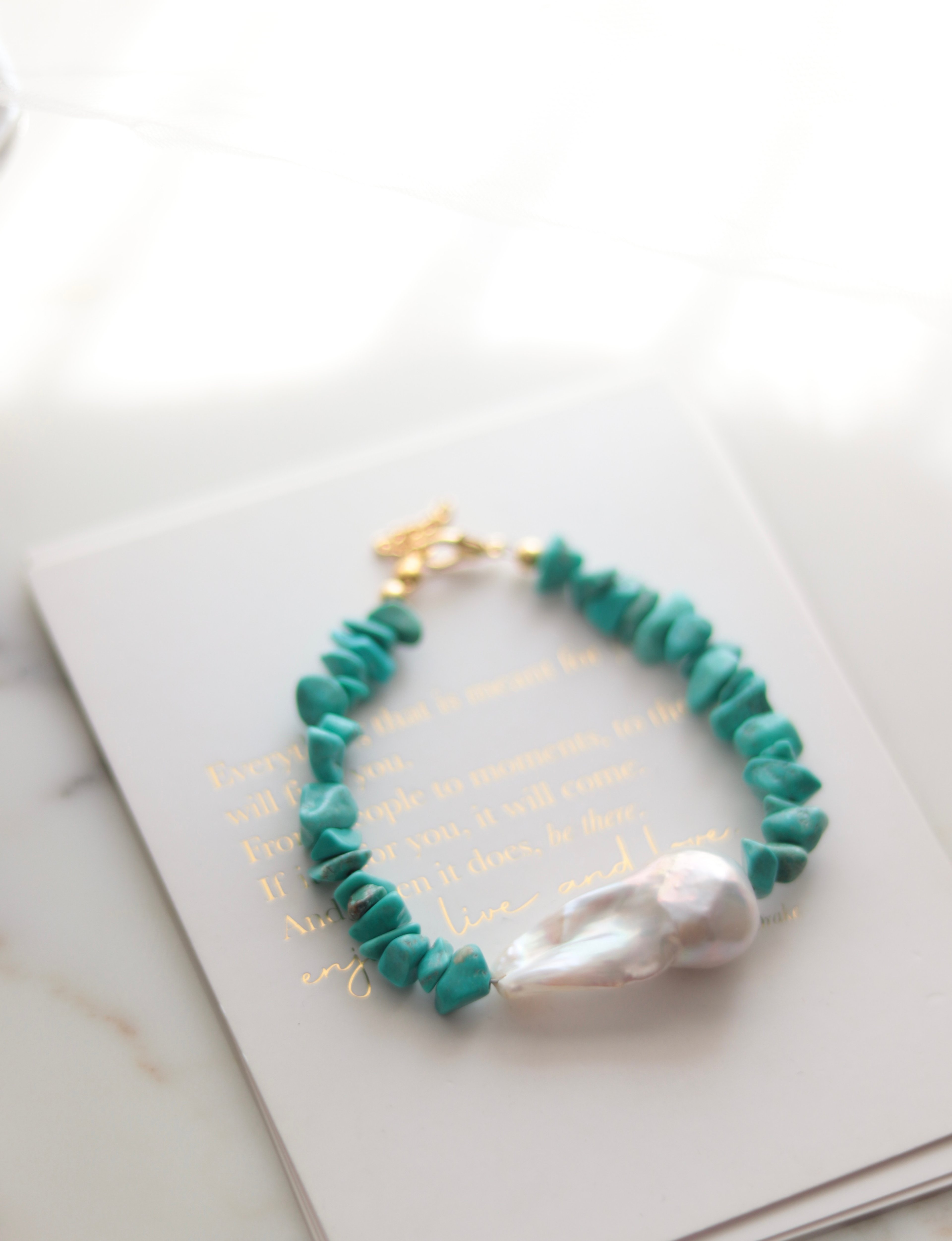 TURQUOISE AND REAL BAROQUE PEARL BRACELET