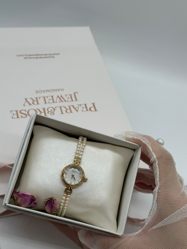 VINTAGE REAL PEARL WATCH