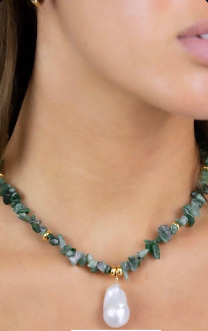 AVENTURINE & BAROQUE PEARL NECKLACE (LUCK NECKLACE)