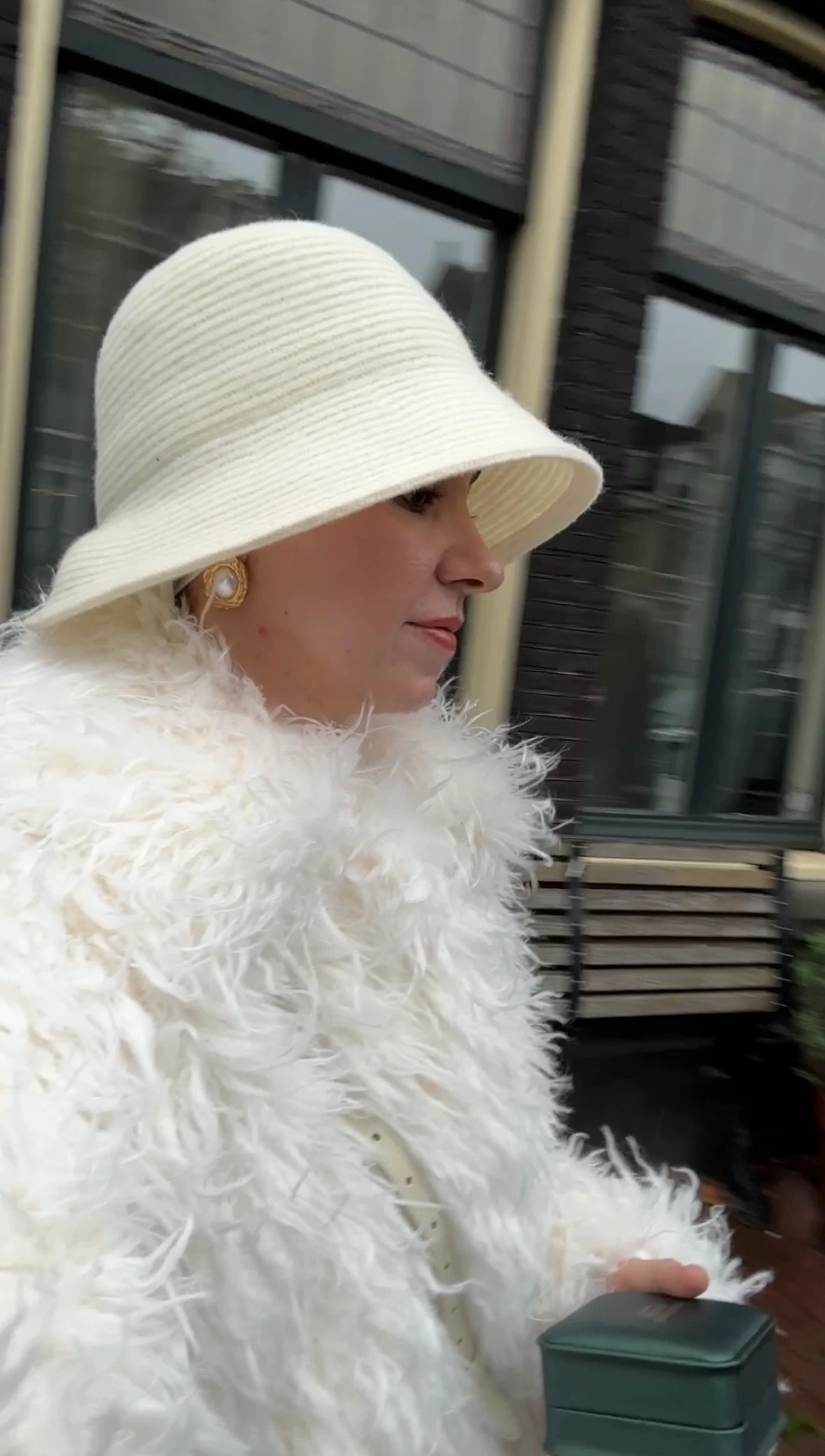 PARİS CELİN İNCİ KÜPE