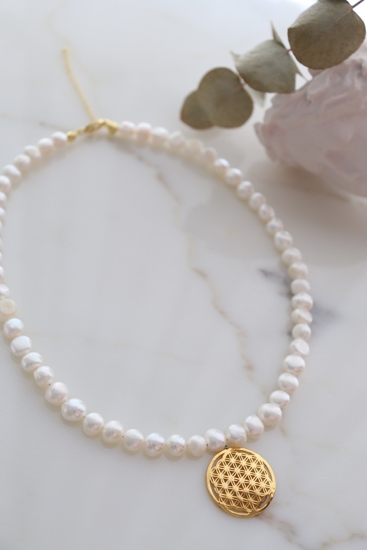 FLOWER OF LIFE REAL PEARL NECKLACE