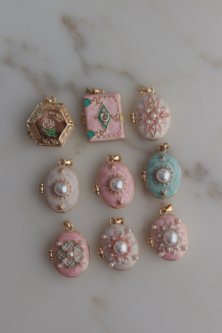 PEARL MUSEUM CHARM