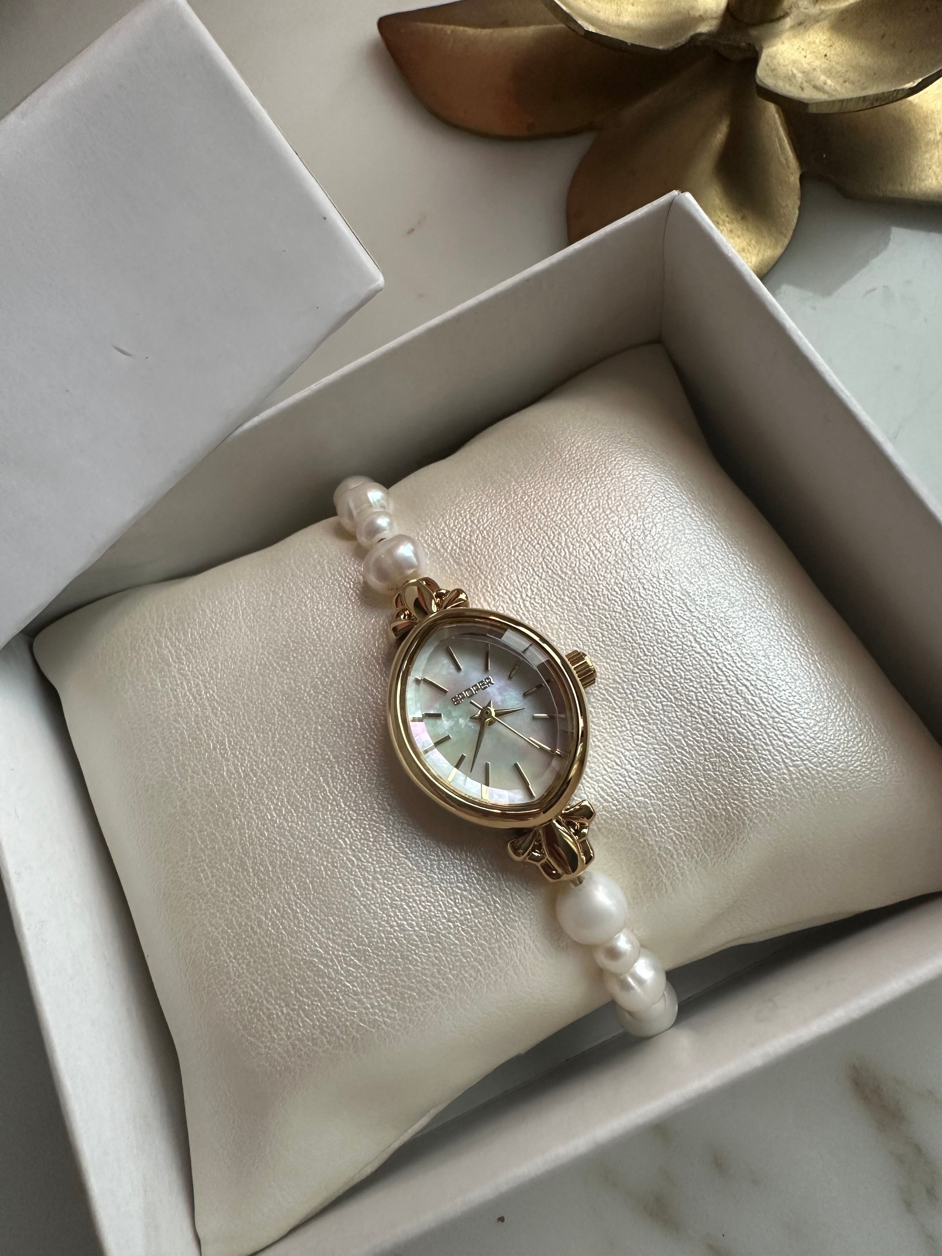 VINTAGE NO.2 REAL PEARL WATCH