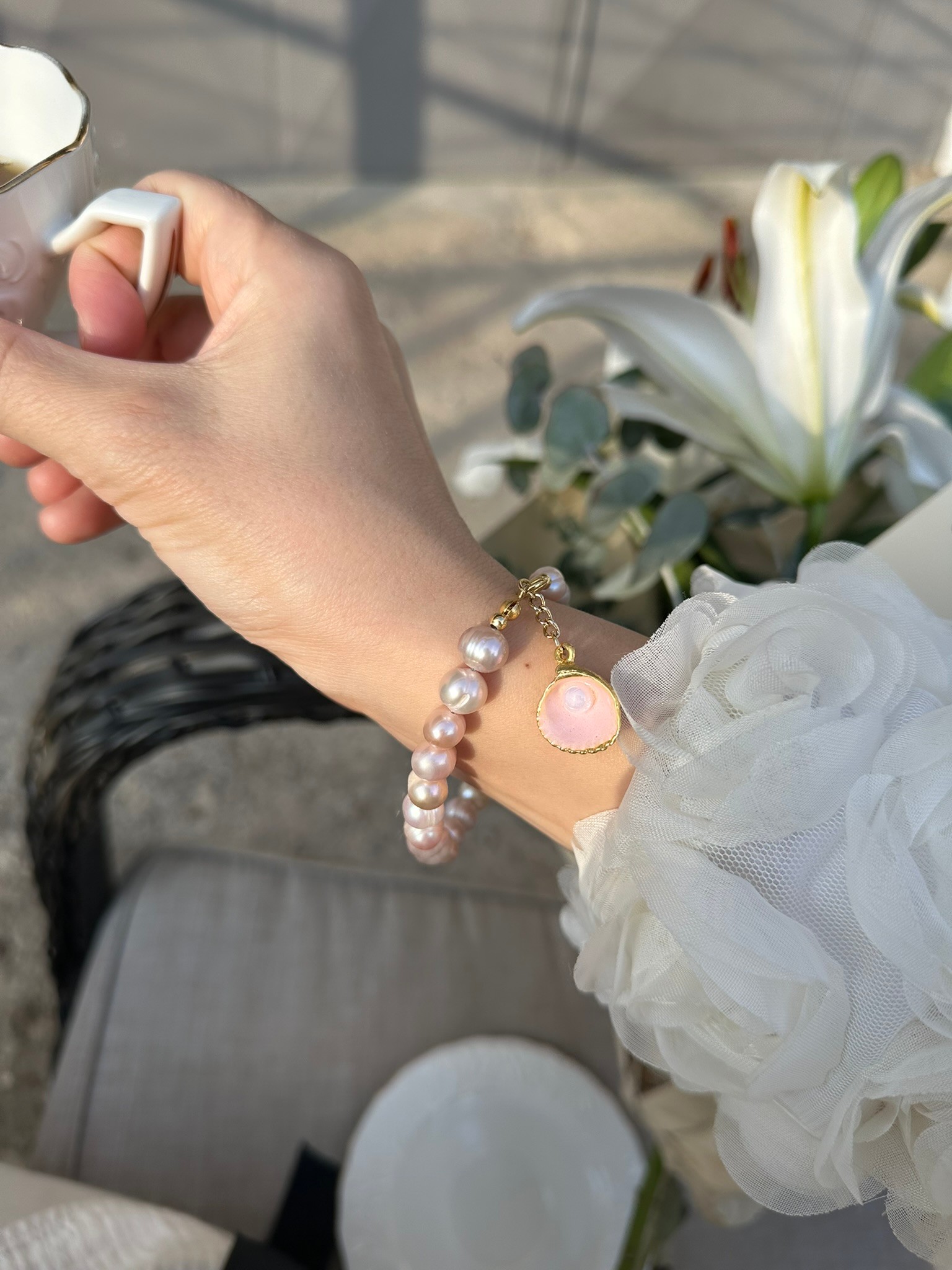 PINK OYSTER REAL PEARL BRACELET