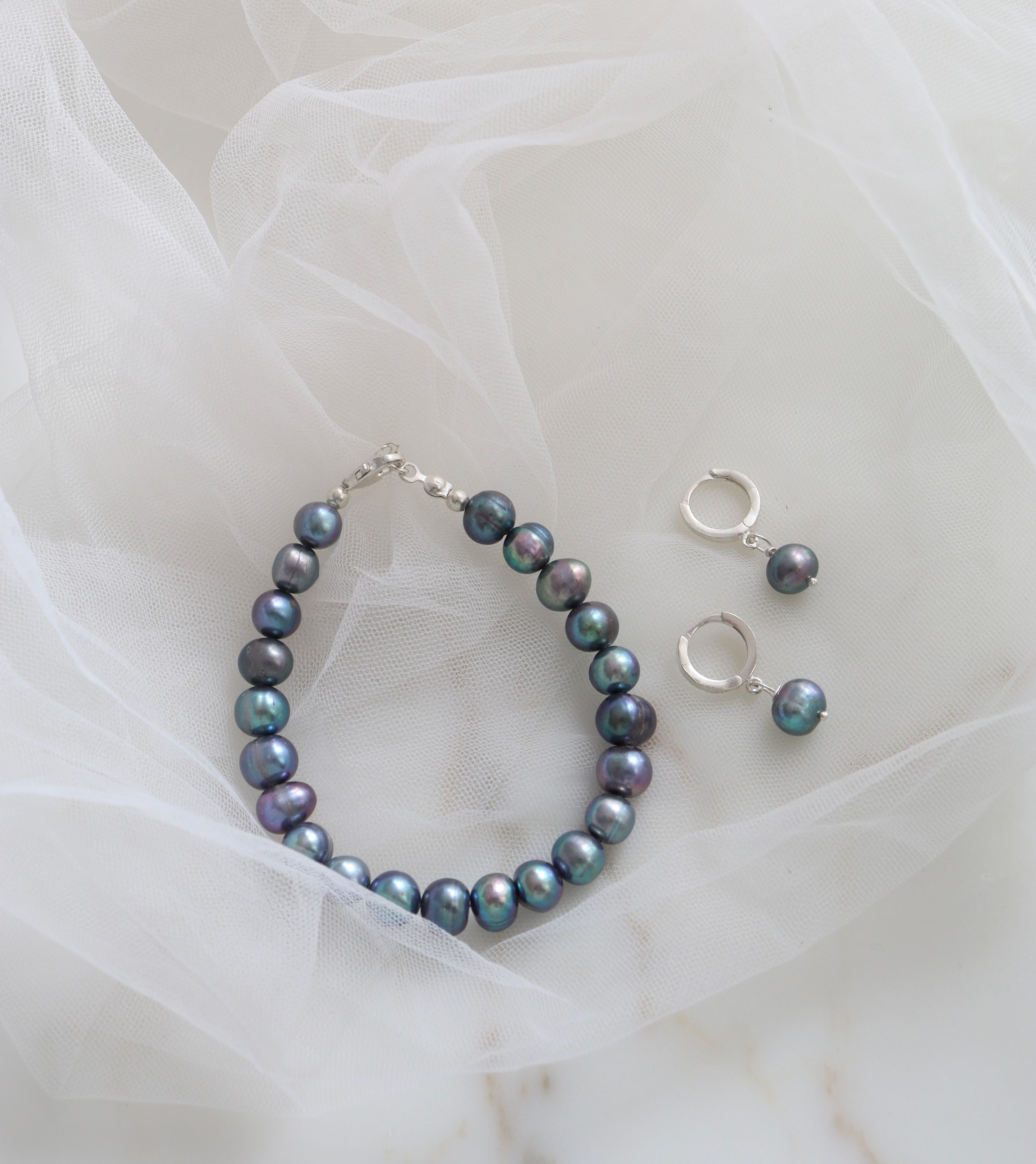 BLACK ANGELINA REAL PEARL SILVER SET OF 2