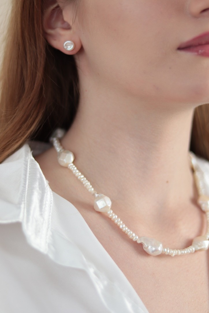 SARAH REAL PEARL NECKLACE