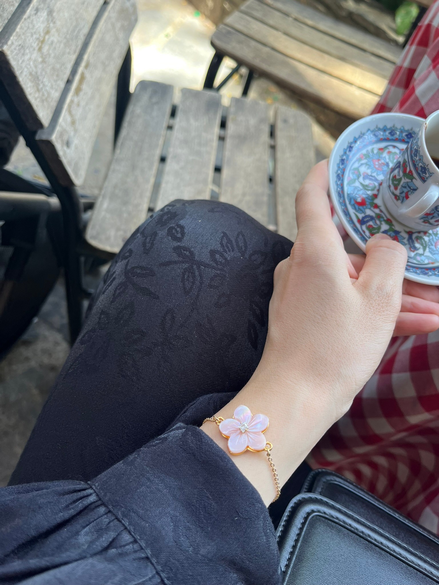 MOTHER OF PEARL FLOWERS NO.1 BRACELET - Siyah Sedef