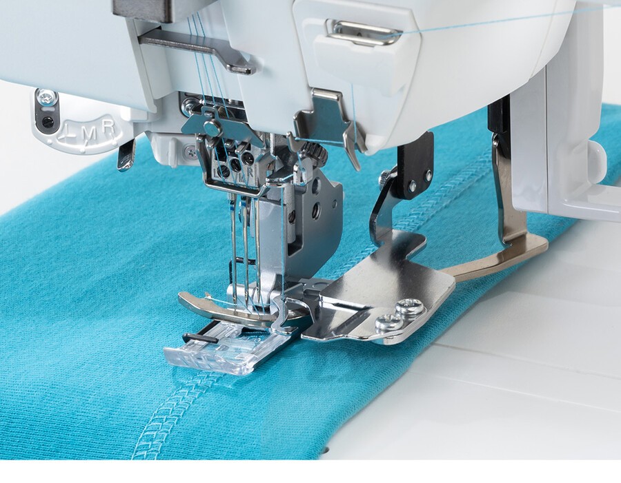 JANOME COVER PRO 3000P EV TİPİ REÇME MAKİNESİ