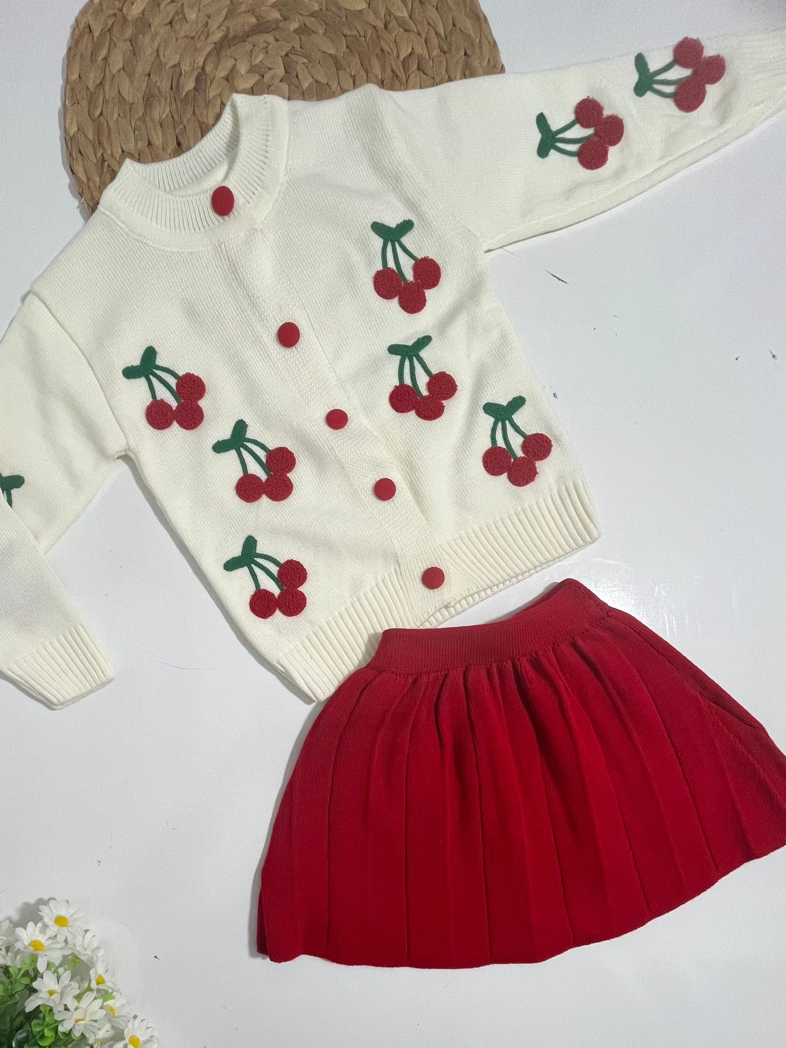 Kız Çocuk Kirazlı Triko Hırka +Etek Takım