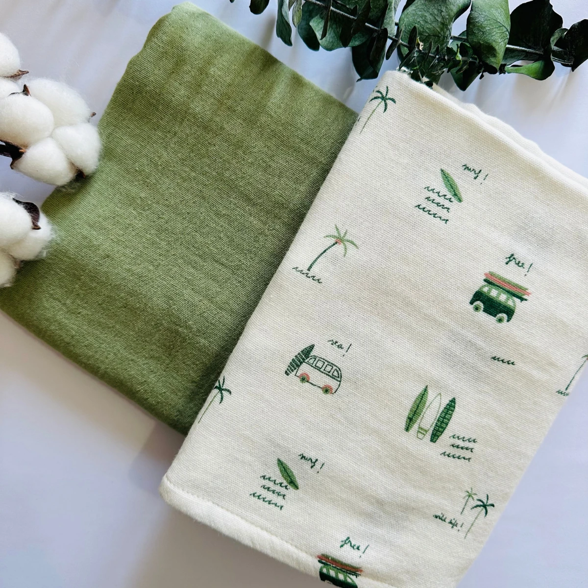 Araba, Palmiye Desenli Yeşil Müslin Bebek Battaniyesi 2'li Set