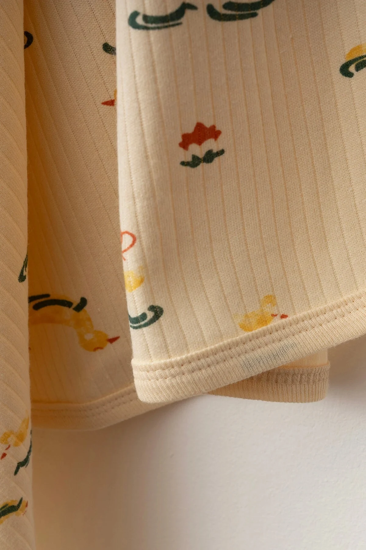 Ördek Desenli Pamuklu 80x90 Cm Tek Kat Penye Bebek Battaniye