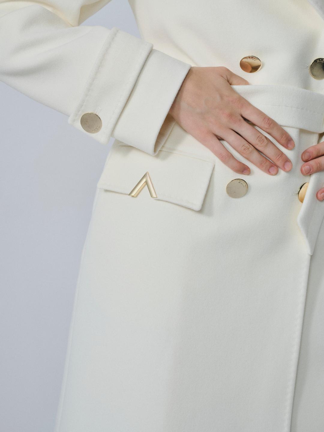 Gold Detaylı Kruvaze Midi Boy Kaban Beyaz