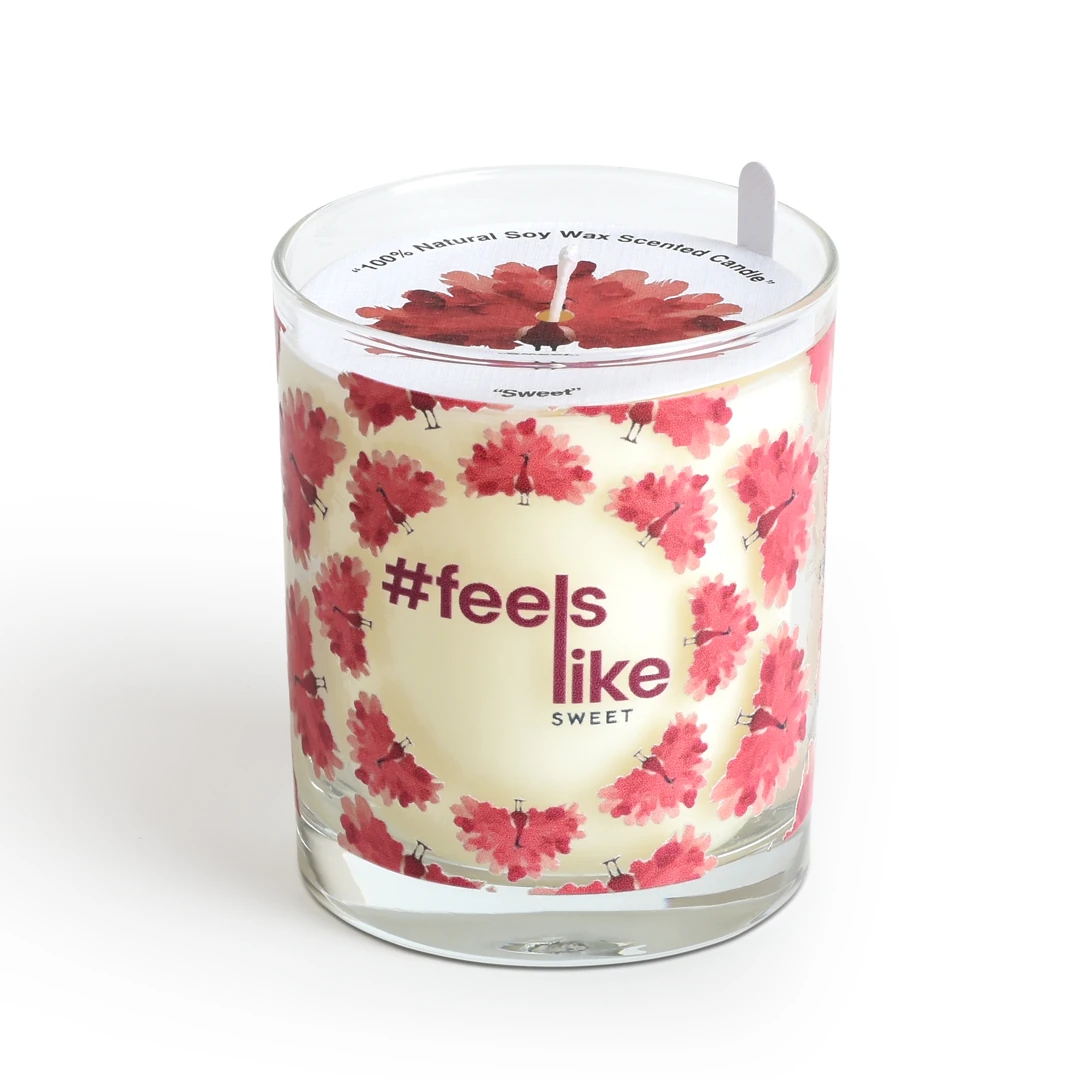 #feelslike Sweet  - Gül, Vanilya ve Pudra Kokulu %100 Soya Wax Mum - 210 ML
