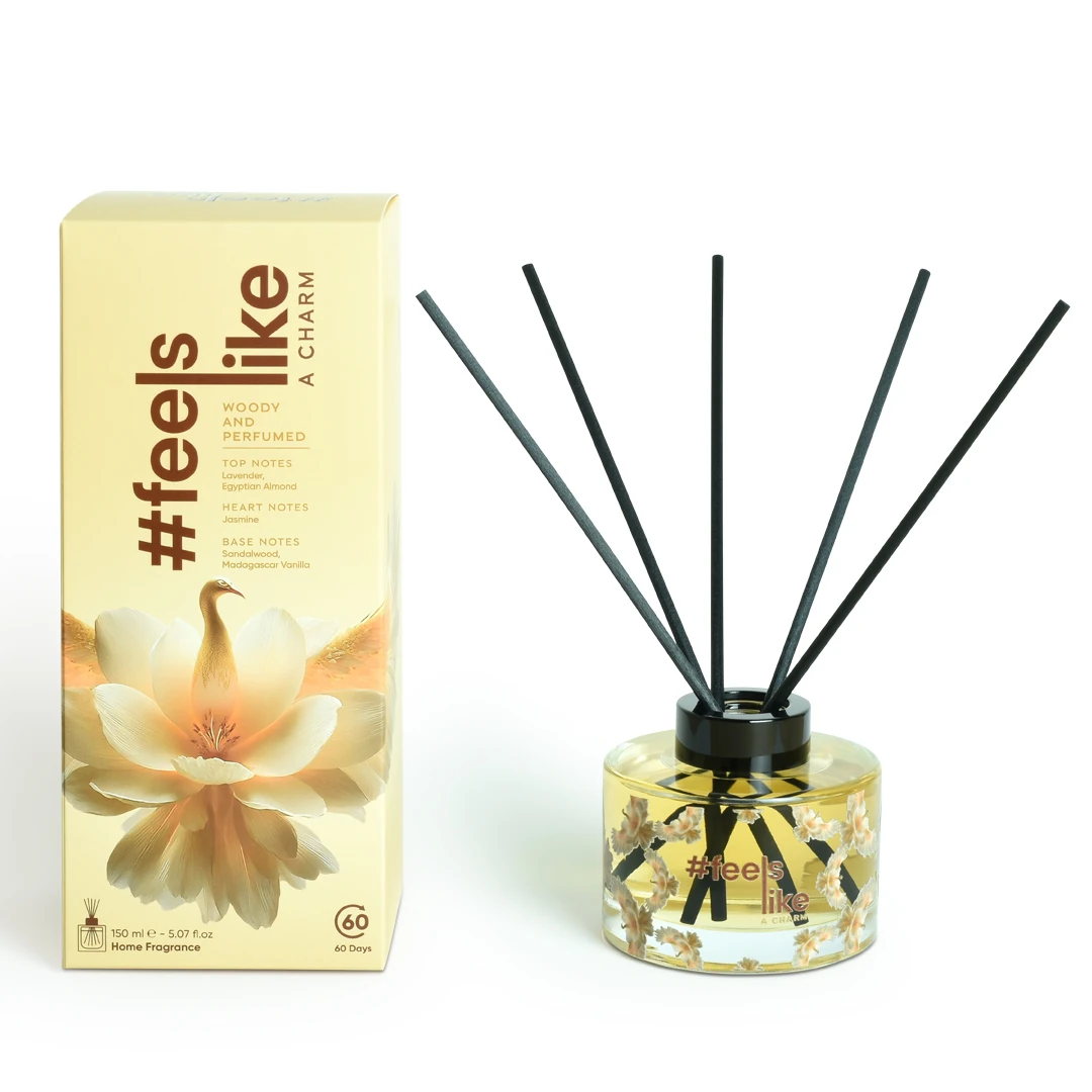 #feelslike a Charm | Sandal Ağacı ve Madagaskar Vanilyalı Oda Kokusu - 150 ML