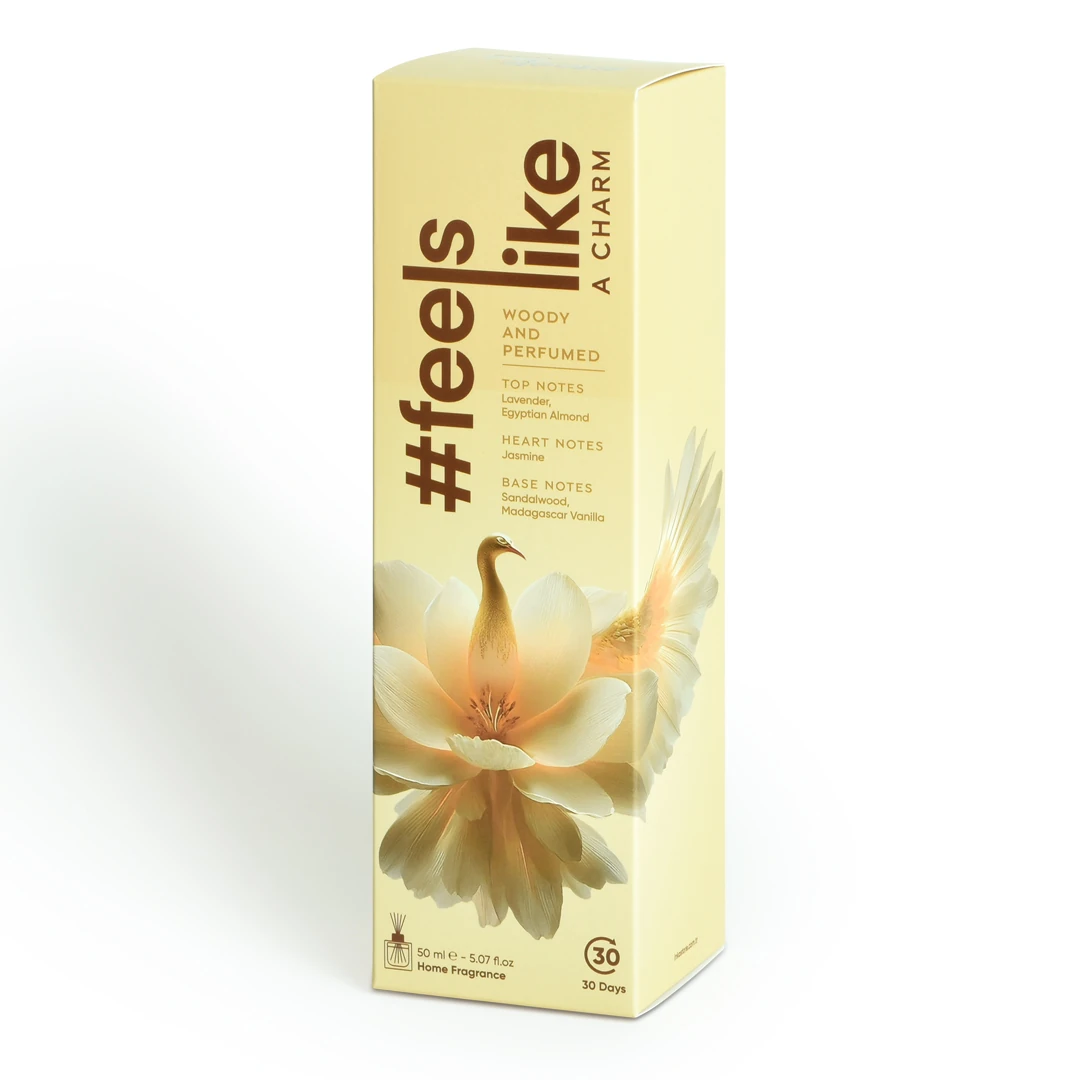 #feelslike a Charm | Sandal Ağacı ve Madagaskar Vanilyalı  Oda Kokusu - 50 ML