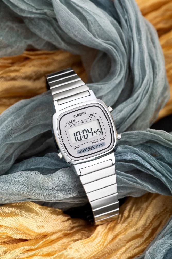 CASIO LA670WA-7DF RETRO KADIN KOL SAATİ