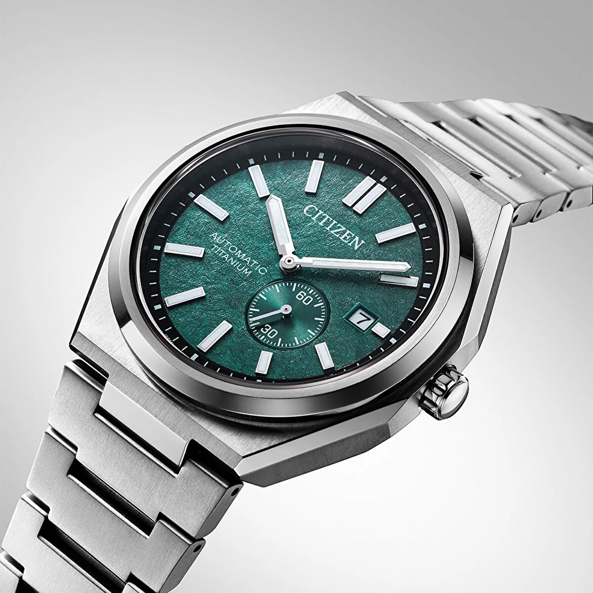 Citizen Zenshin Super Titanium Small Seconds NJ0180-80X Kol Saati