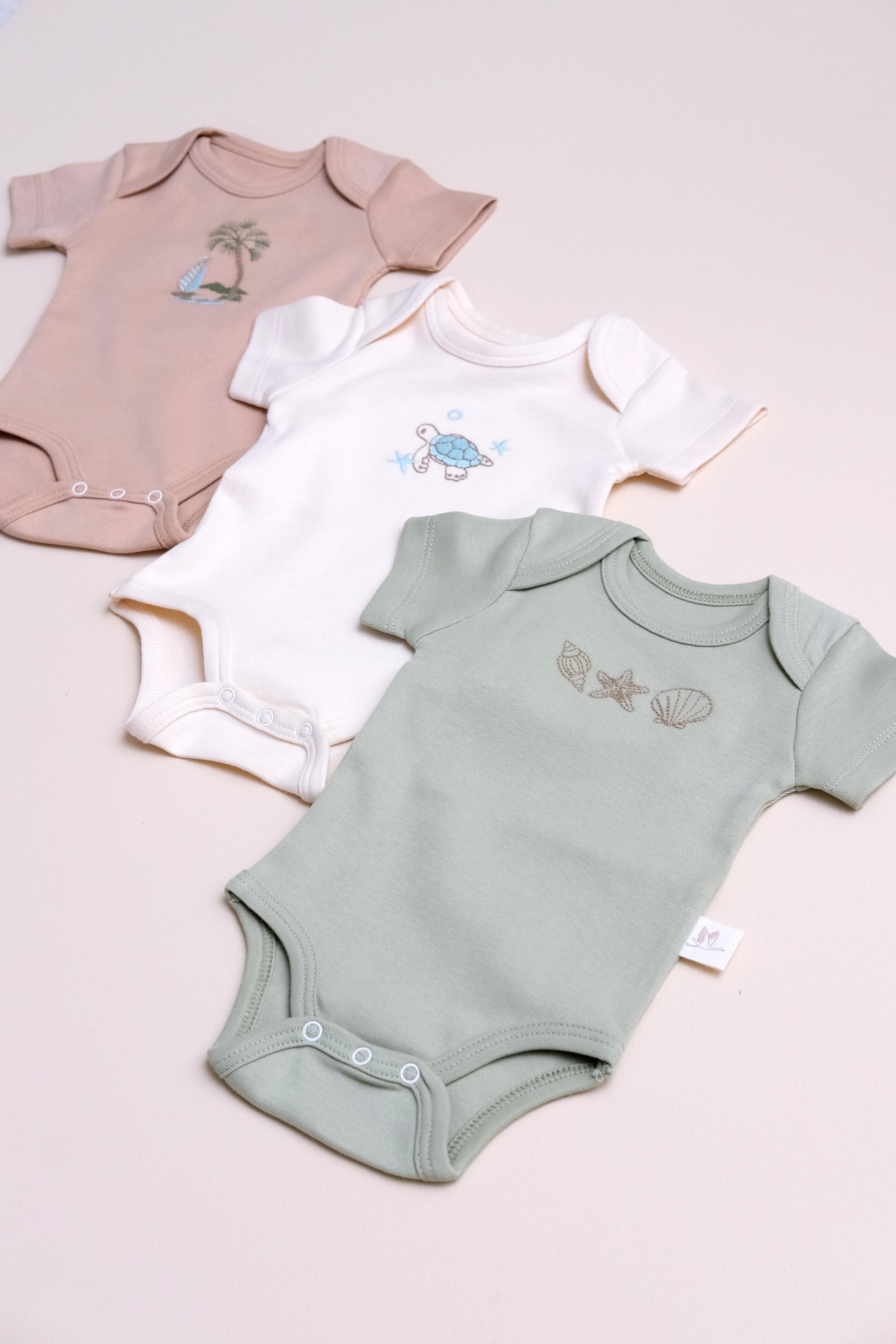Nakışlı Erkek Bebek Kısa Kollu Çıtçıtlı Body 3'lü