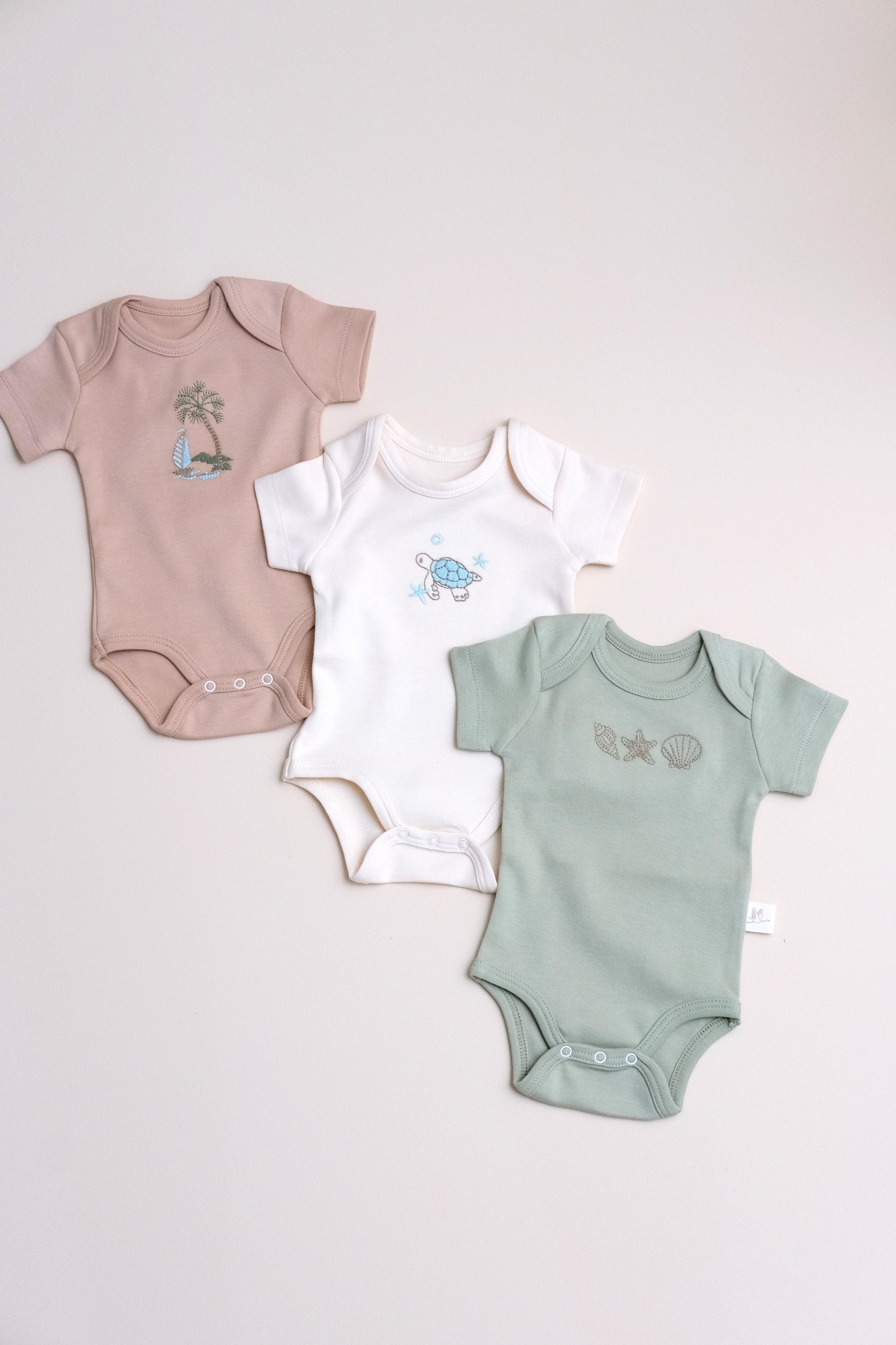 Nakışlı Erkek Bebek Kısa Kollu Çıtçıtlı Body 3'lü
