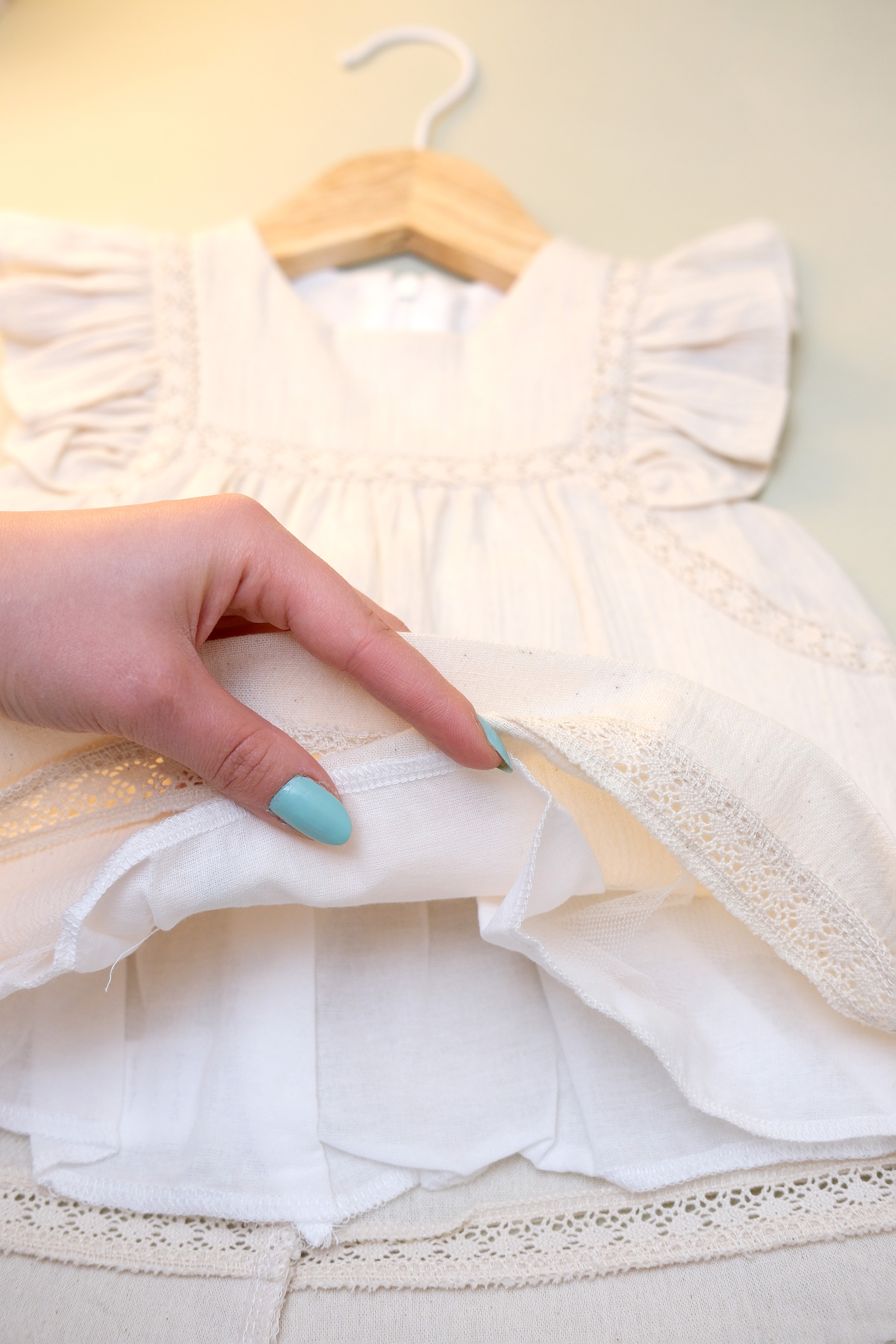 Babylim Zarif Dantel Detaylı Elbise