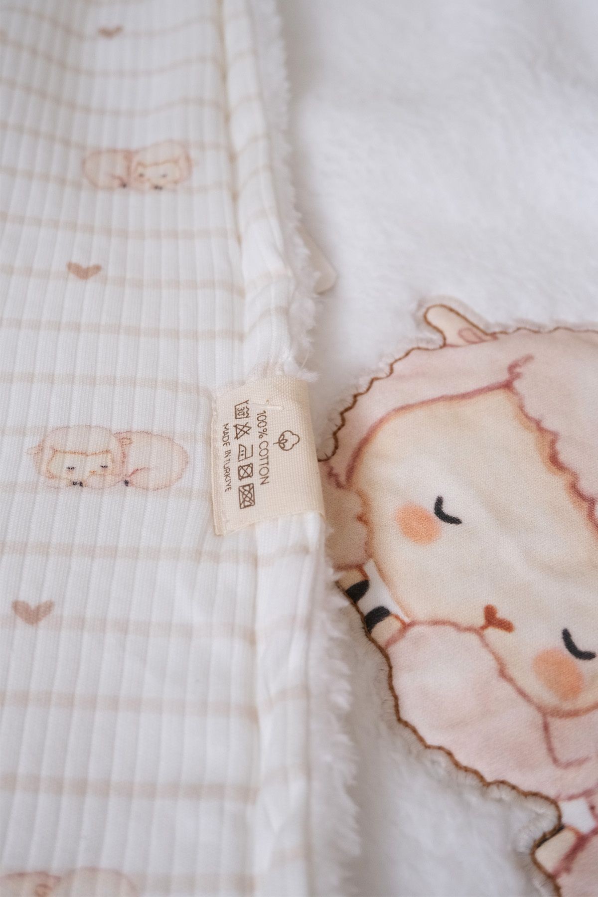 Çift Taraflı Kuzucuk Desenli Welsoft Bebek Battaniyesi 80X100 UNISEX
