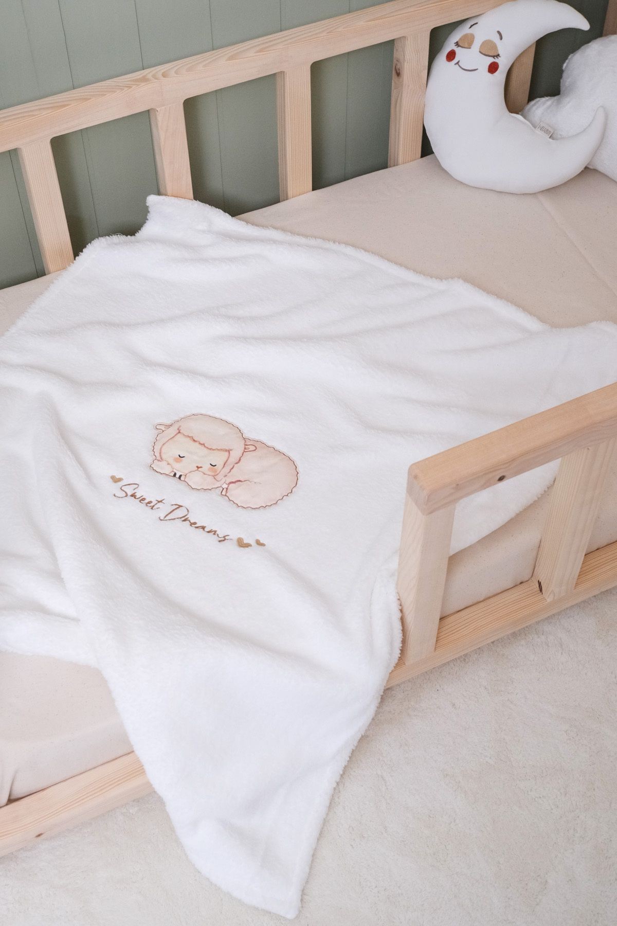 Çift Taraflı Kuzucuk Desenli Welsoft Bebek Battaniyesi 80X100 UNISEX