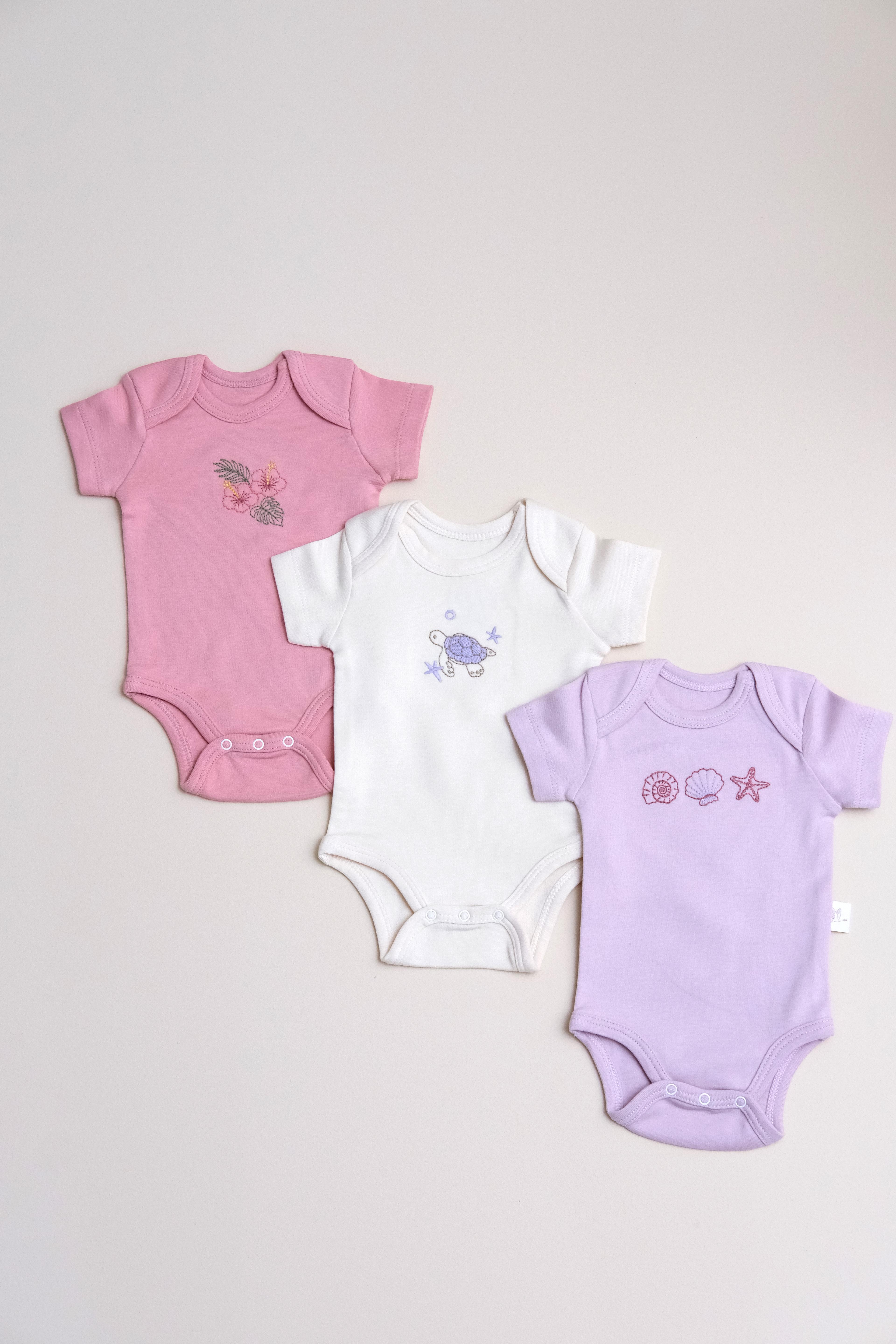 Nakışlı Kız Bebek Kısa Kollu Çıtçıtlı Body 3'lü