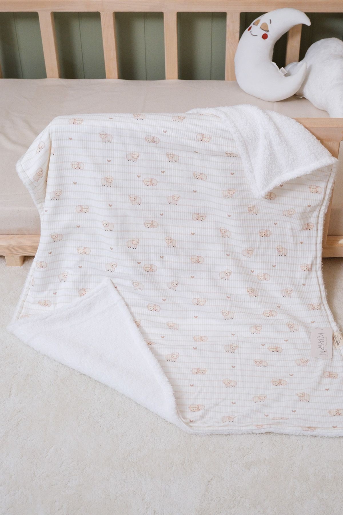 Çift Taraflı Kuzucuk Desenli Welsoft Bebek Battaniyesi 80X100 UNISEX