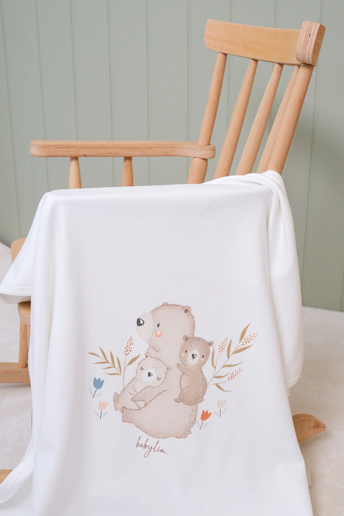 Yavru Ayı Baskılı %100 Pamuklu Bebek Battaniyesi 85x90 cm UNISEX