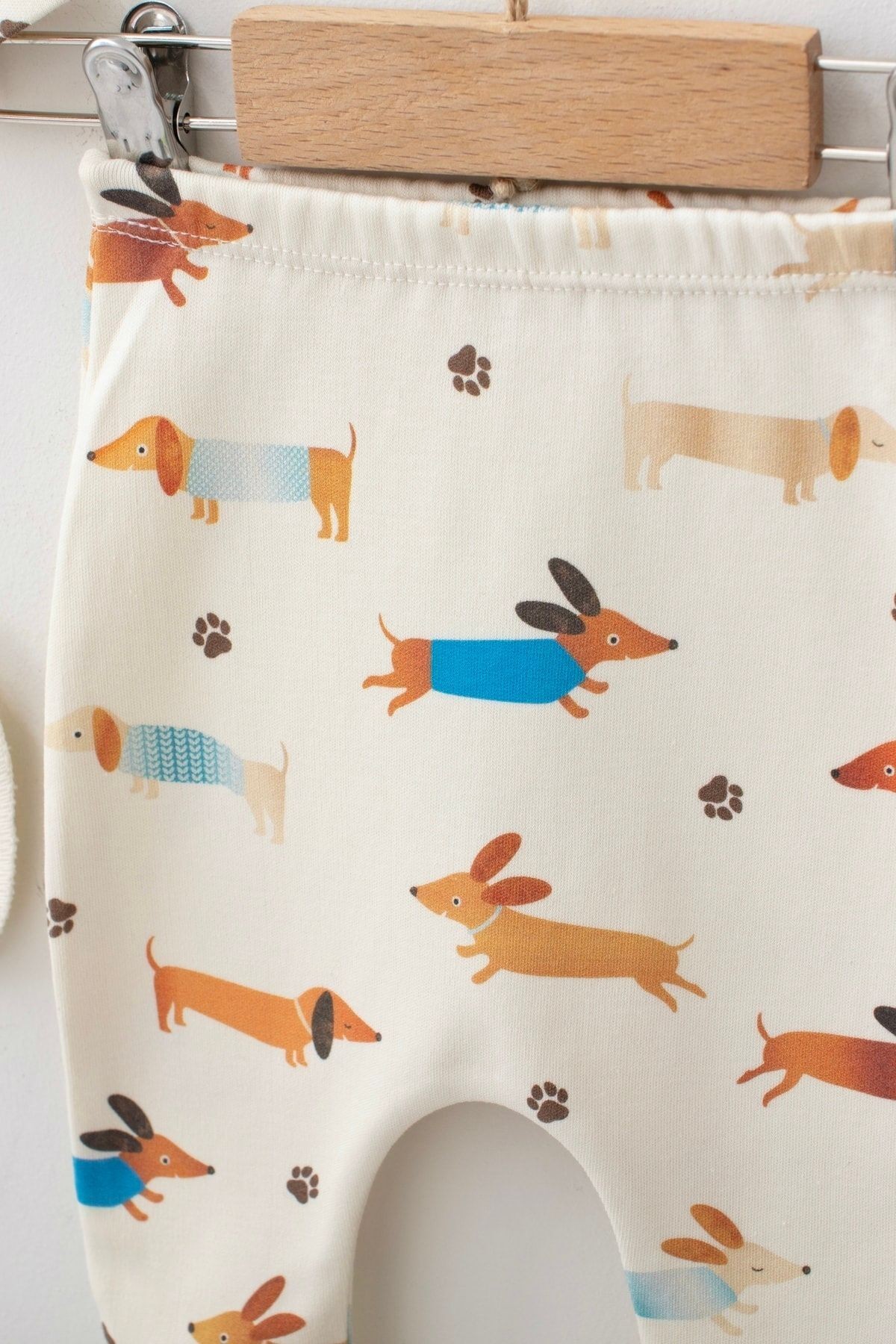 Erkek Bebek Hastane Çıkışı Sosis Köpekli 5'li Yenidoğan Seti 0-3 Ay Taş