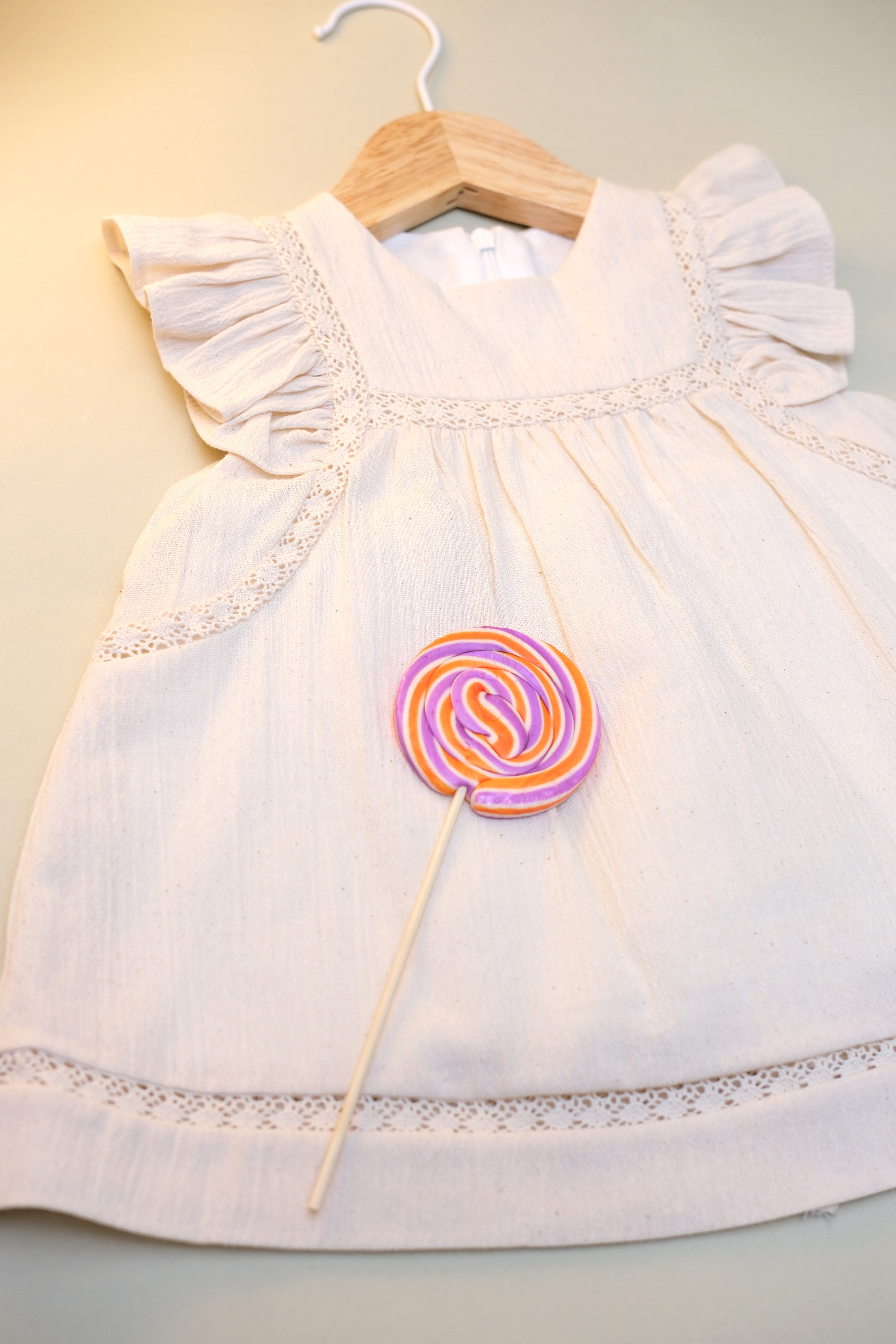 Babylim Zarif Dantel Detaylı Elbise