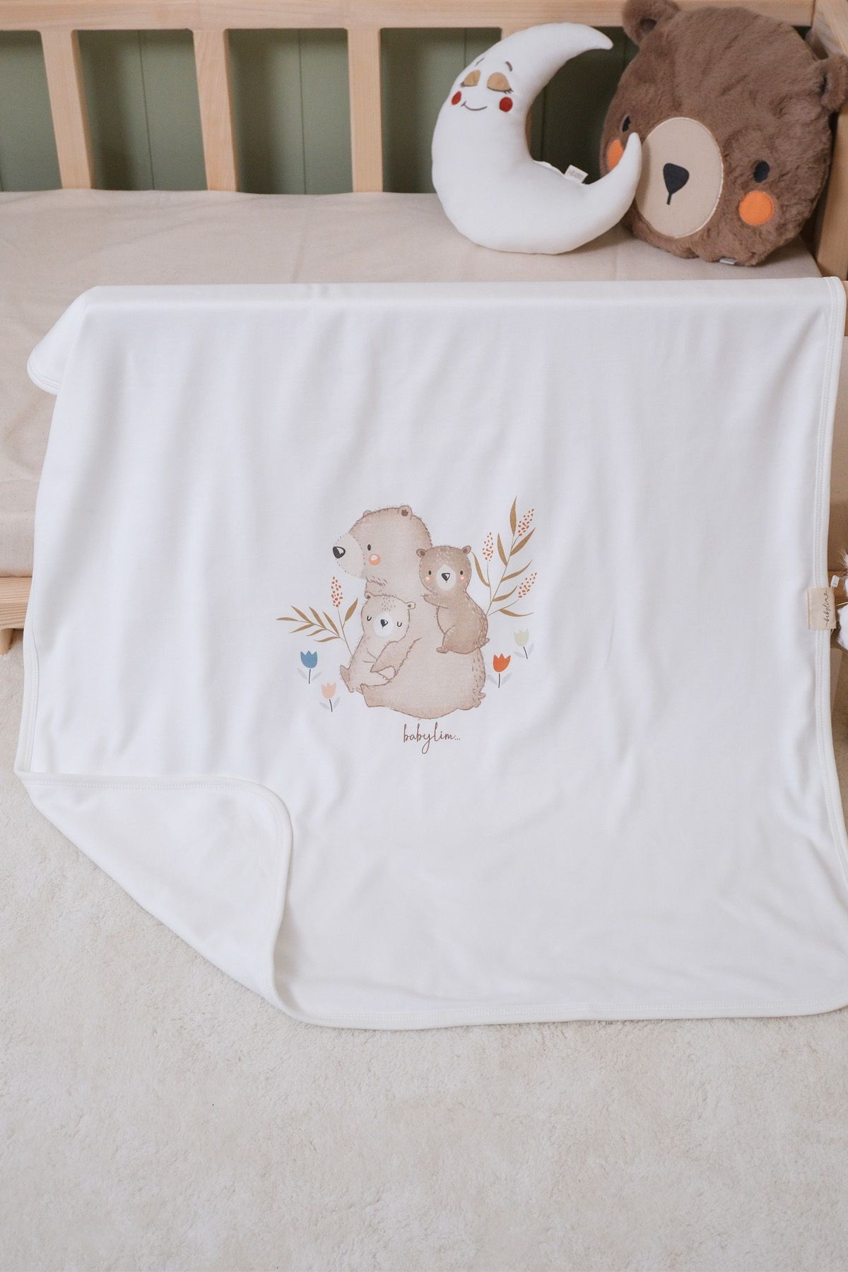 Yavru Ayı Baskılı %100 Pamuklu Bebek Battaniyesi 85x90 cm UNISEX